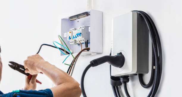 Best Circuit Breaker Repair  in Lla Lla, WA